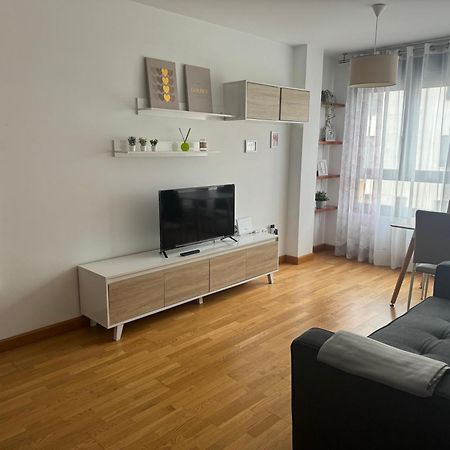 Apartamento En Gijon Con Garaje Y Wifi Eksteriør bilde