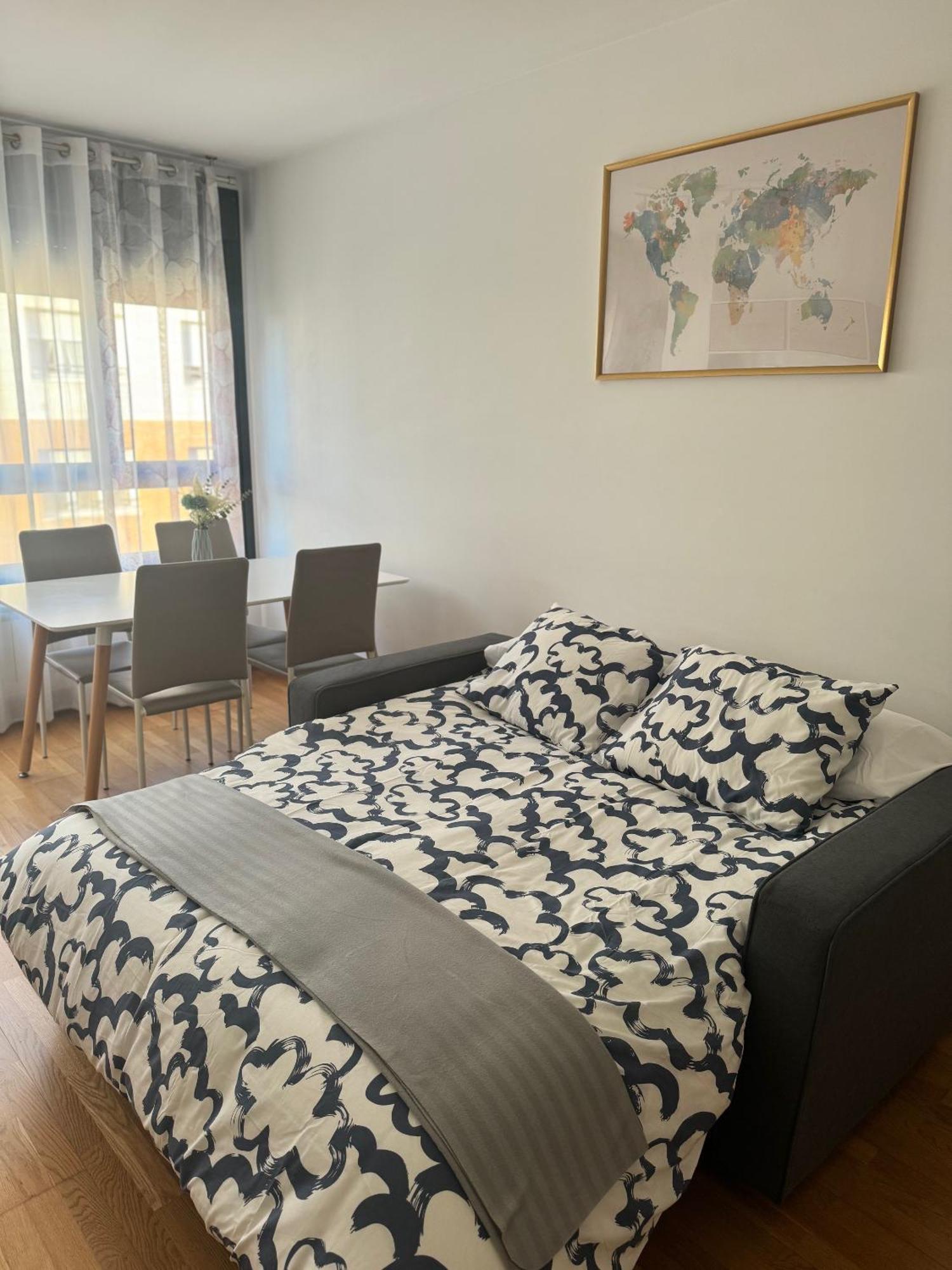 Apartamento En Gijon Con Garaje Y Wifi Eksteriør bilde
